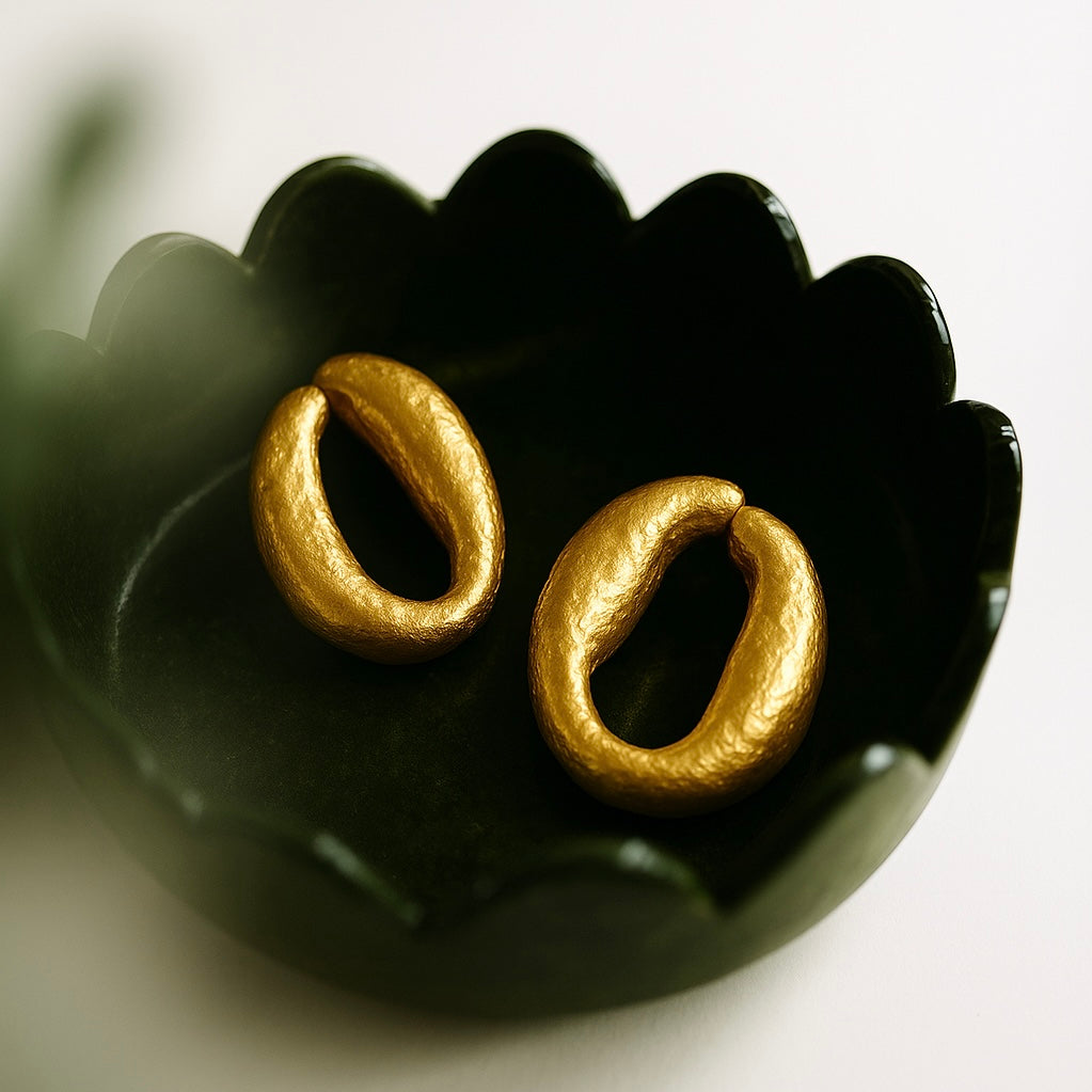 Aretes Ancient Coffee Shell Gold
